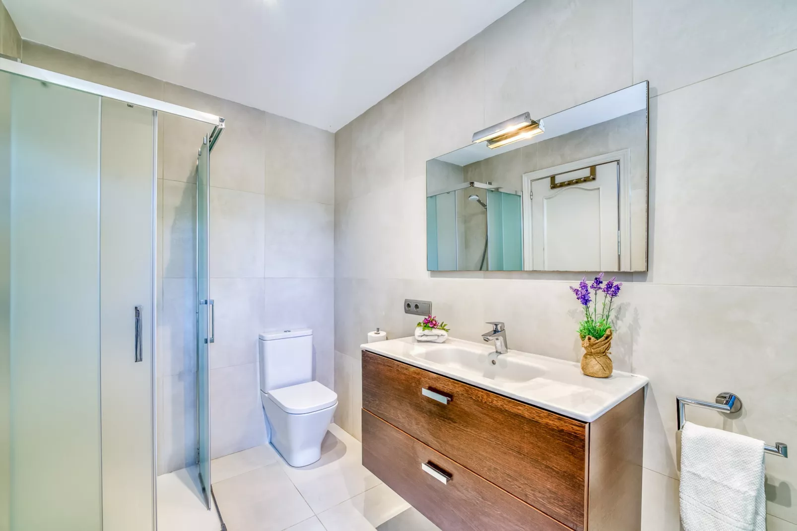Son Morei Gran-Bathroom