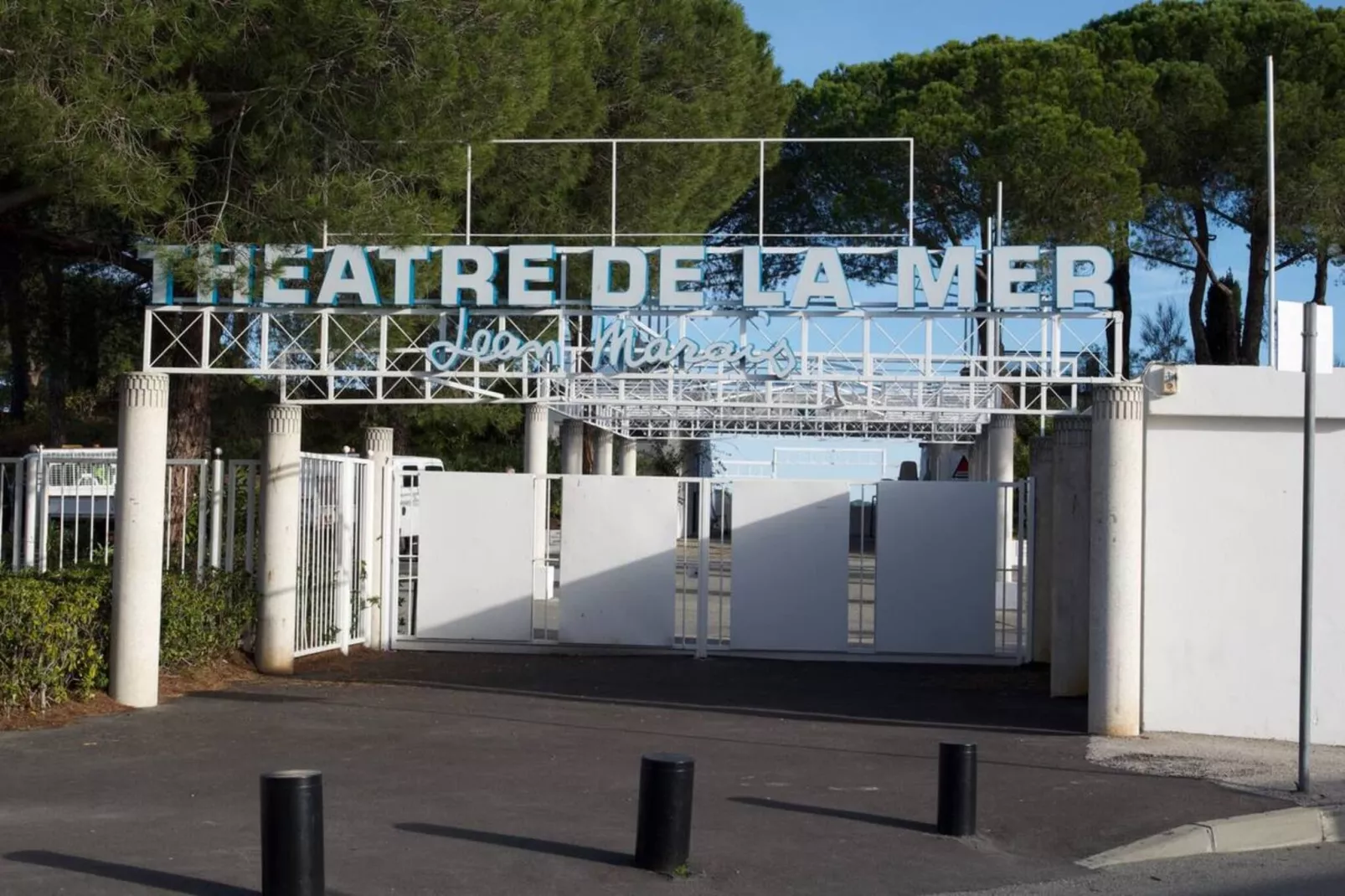 Vue Mer à Golfe-Juan Proche Cannes Plage et Garage