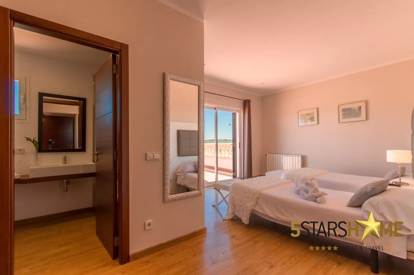 La Tierra, Villa-Finca 5StarsHome Mallorca-Bedroom