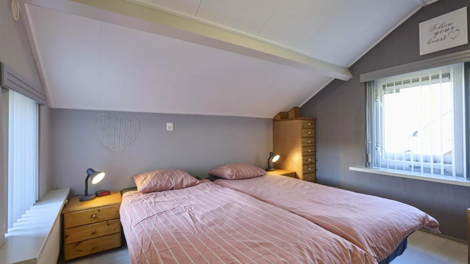 Hoevendeel-Schlafzimmer