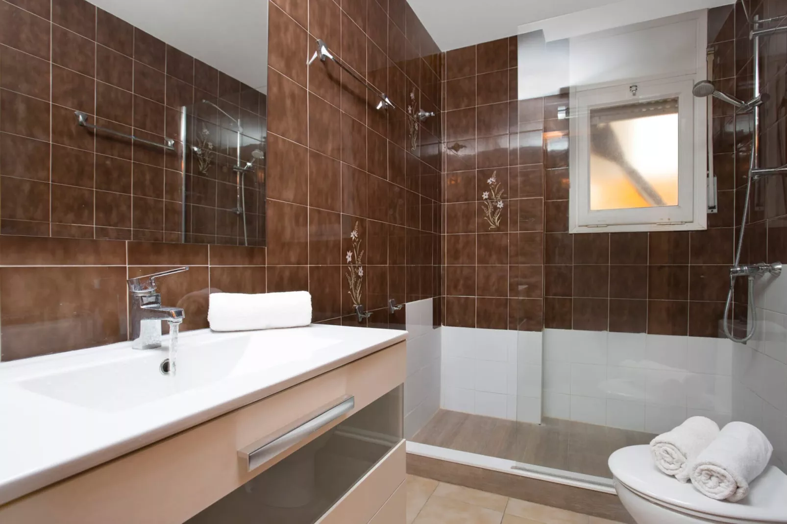 Canadell 2-Bathroom