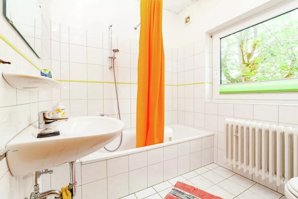 405728-Nicht getaggt