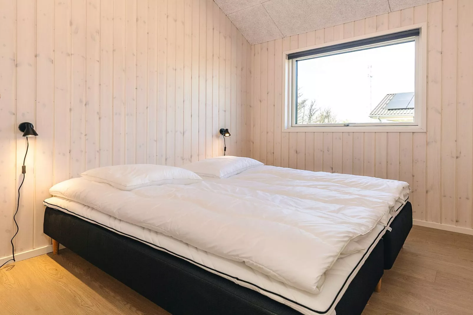 5 star holiday home in Humble-Indoor