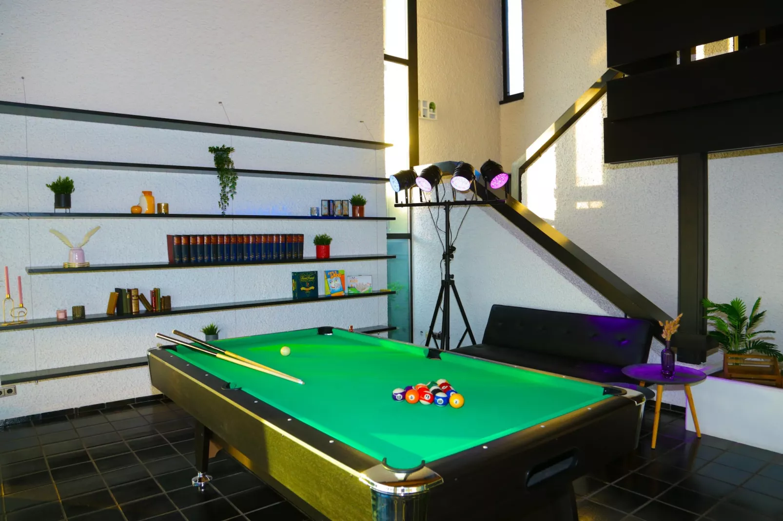 Villa Weitersburg mit indoor Pool-Recreation room