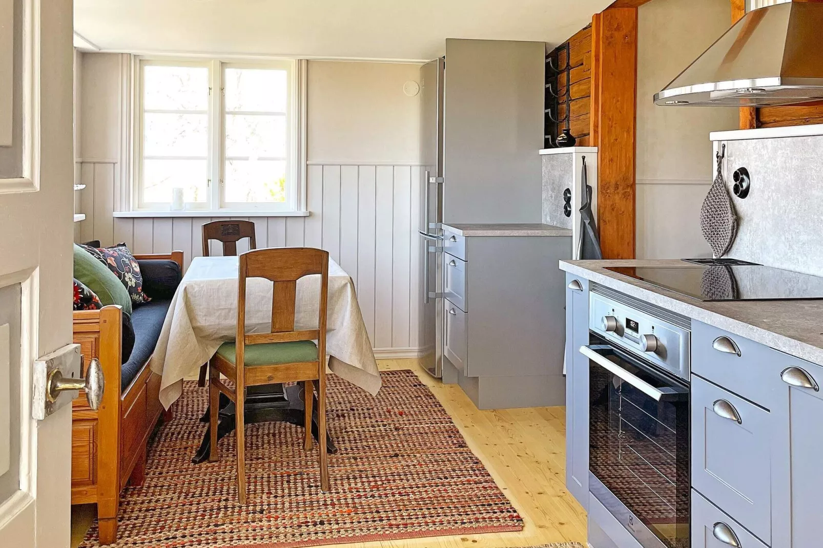 4 person holiday home in MARIESTAD-By Traum-Indoor