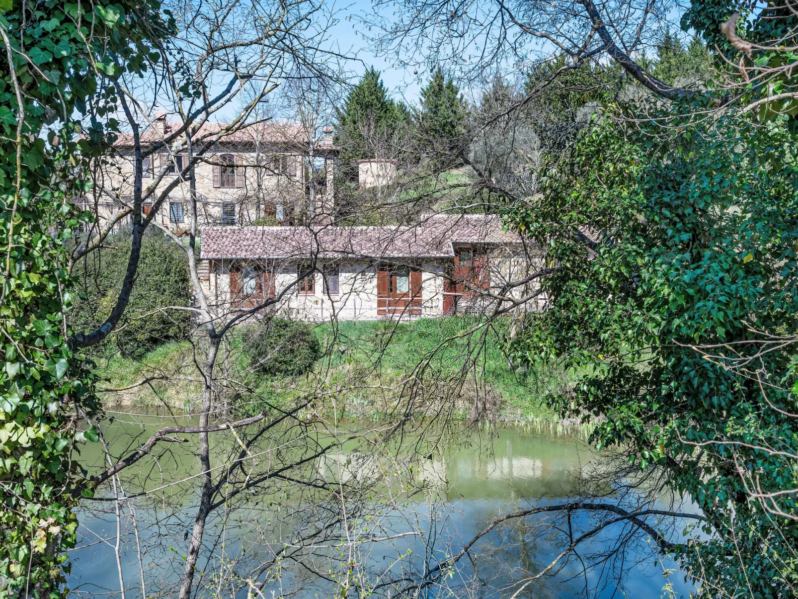 Giuncheto-Dehors