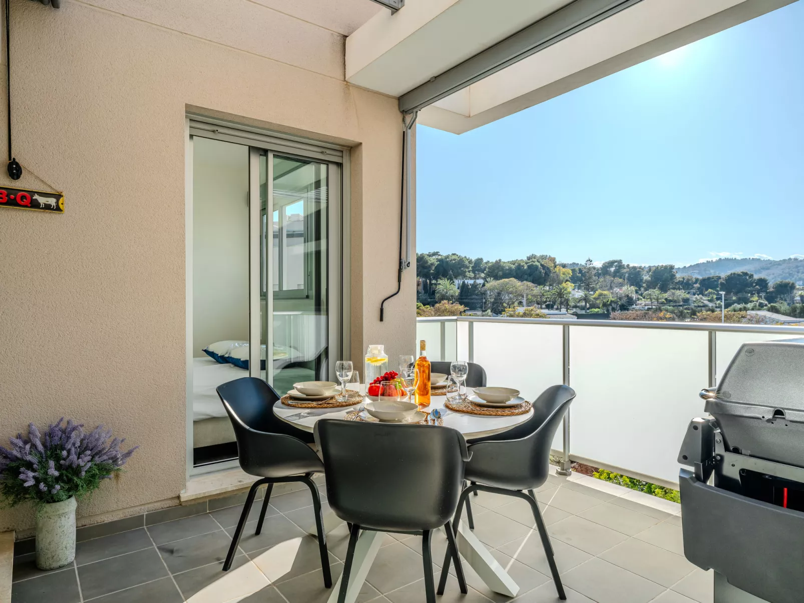 Arenal Boutique Suite-Outside
