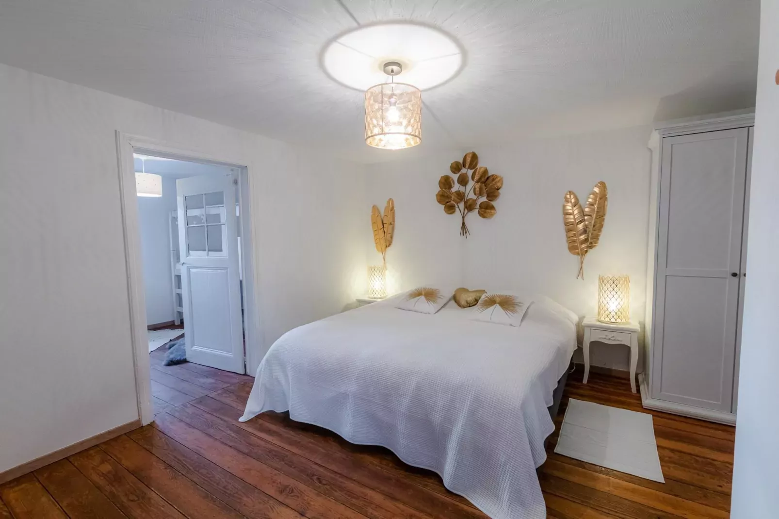 Petite Cour-Bedroom