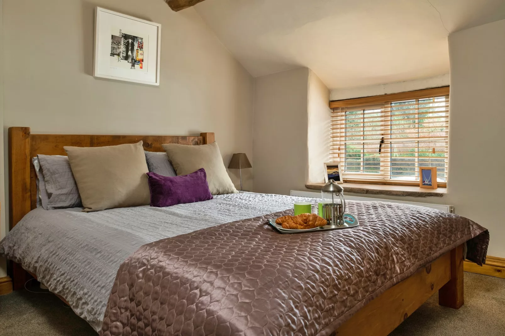 Wye Head Cottage-Bedroom