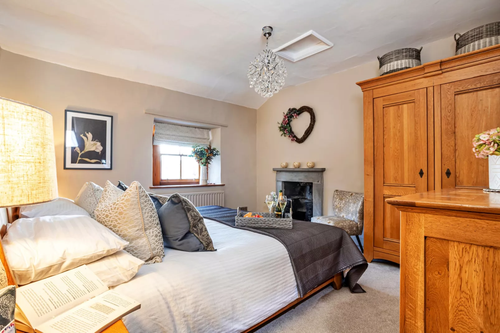 Ivy Cottage-Bedroom