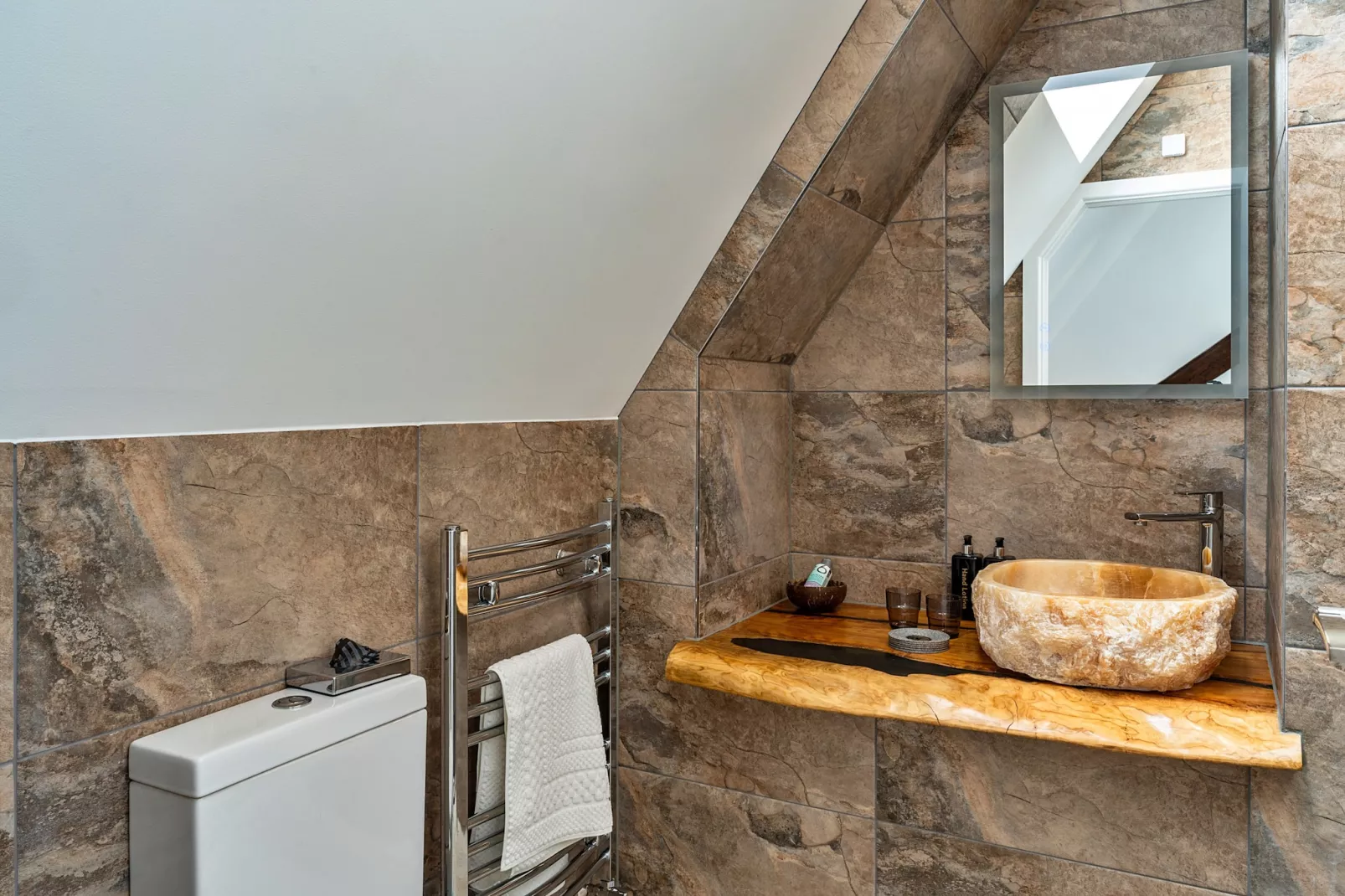 Lobster House-Bathroom