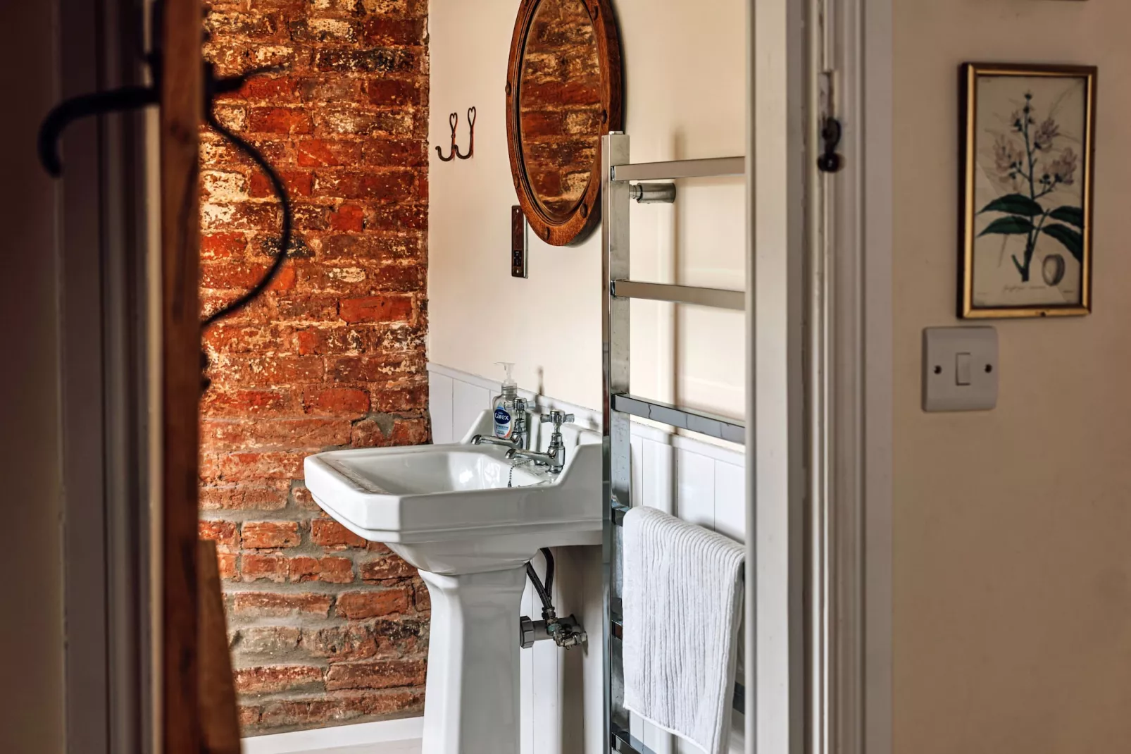 Beili Glas Cottage-Bathroom