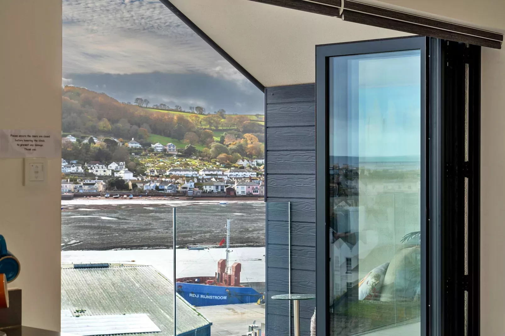Anchor View-Balcon-terrasse