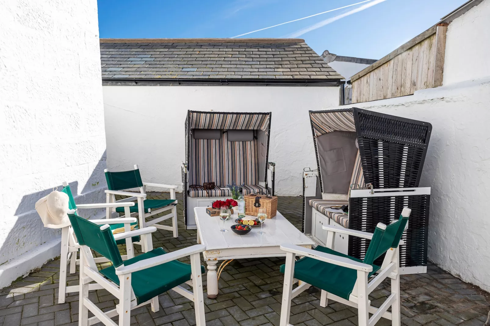 Lighthouse Cottage-Terrace balcony