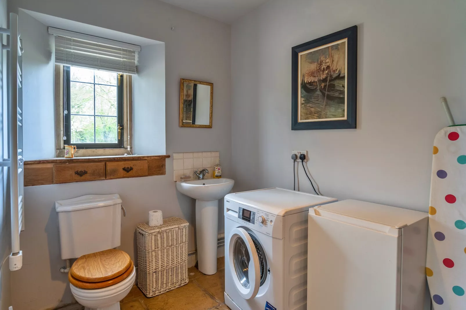The Pods-Bathroom