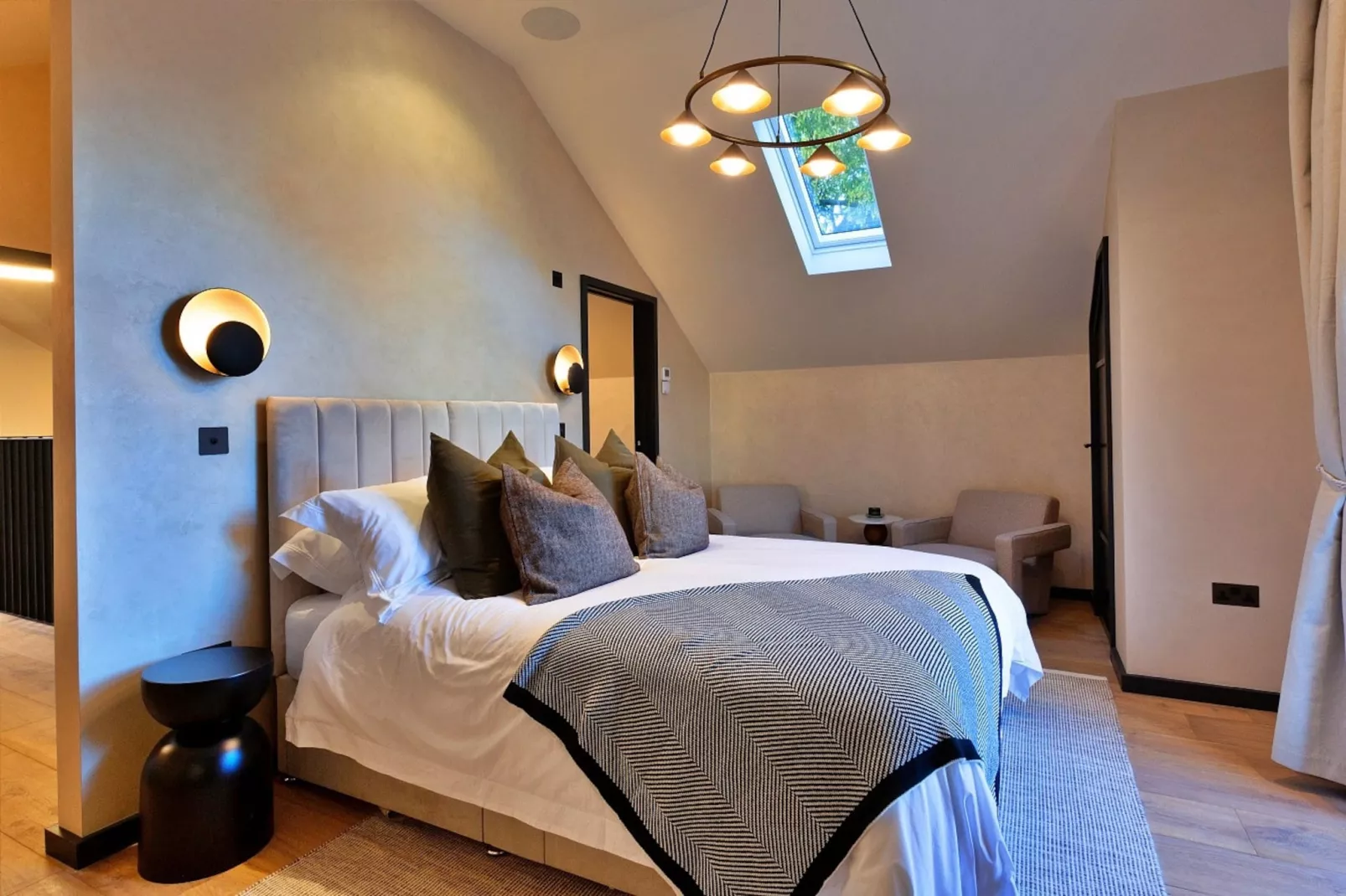 Wesleyan House-Bedroom