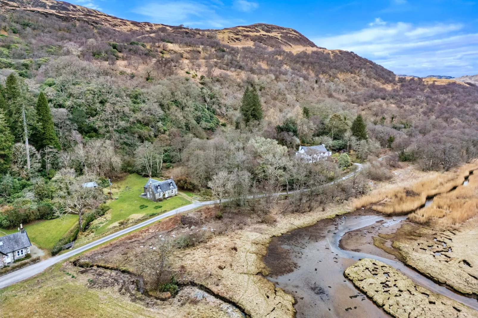 Lochead Cottage-Outdoor