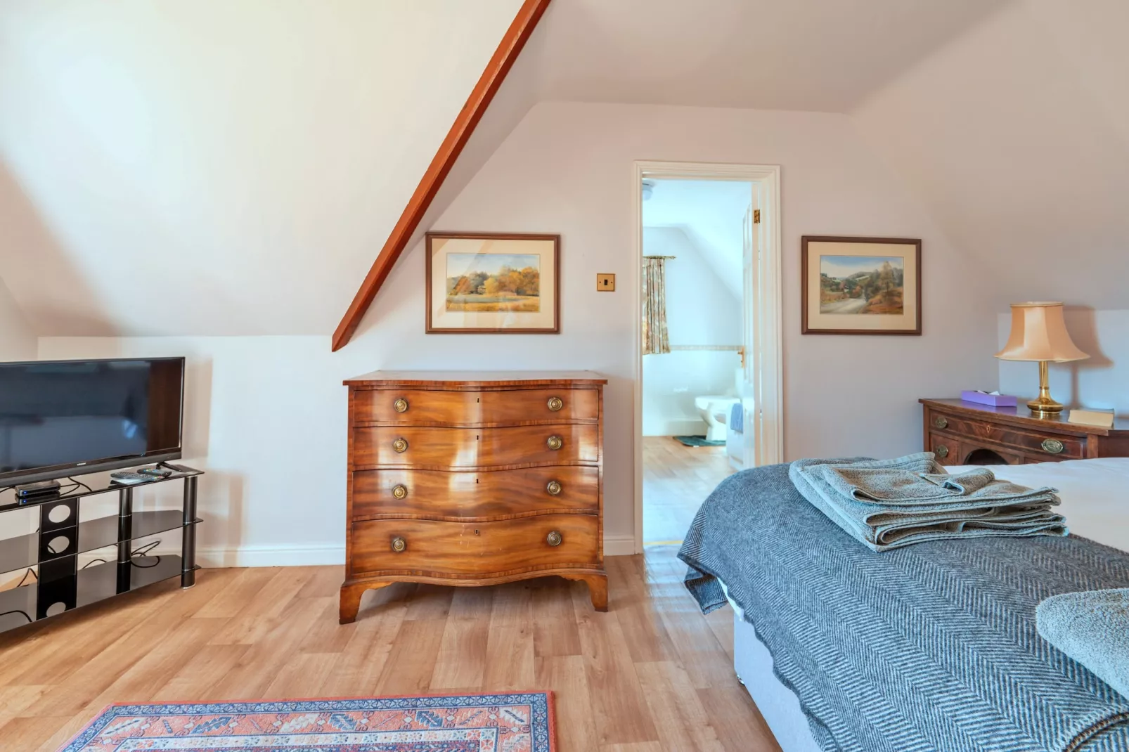 Cwmfron House-Bedroom