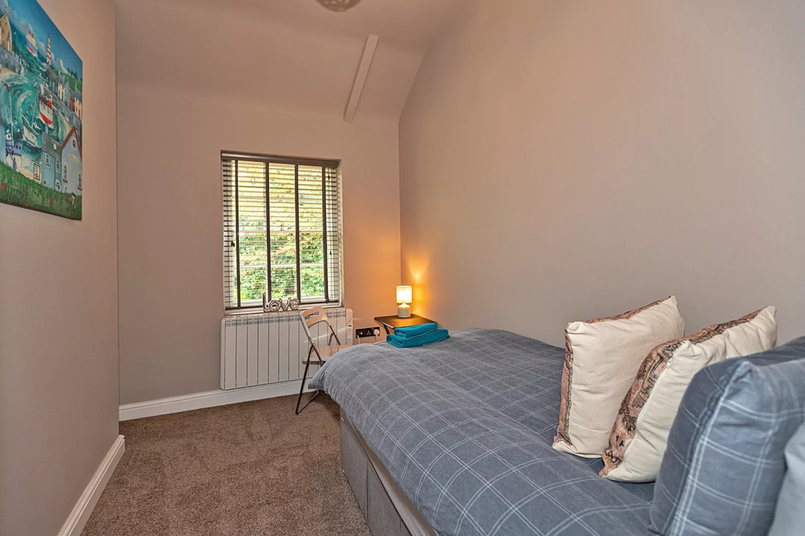 Ttich Manor Retreat-Bedroom