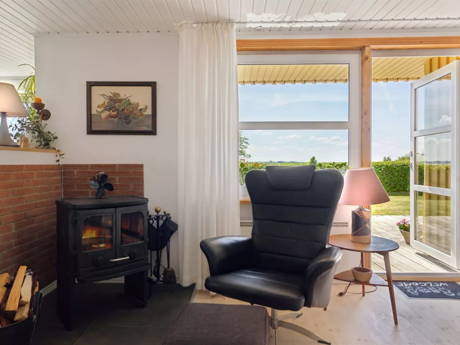 "Erin" - 200m from the sea-Drinnen