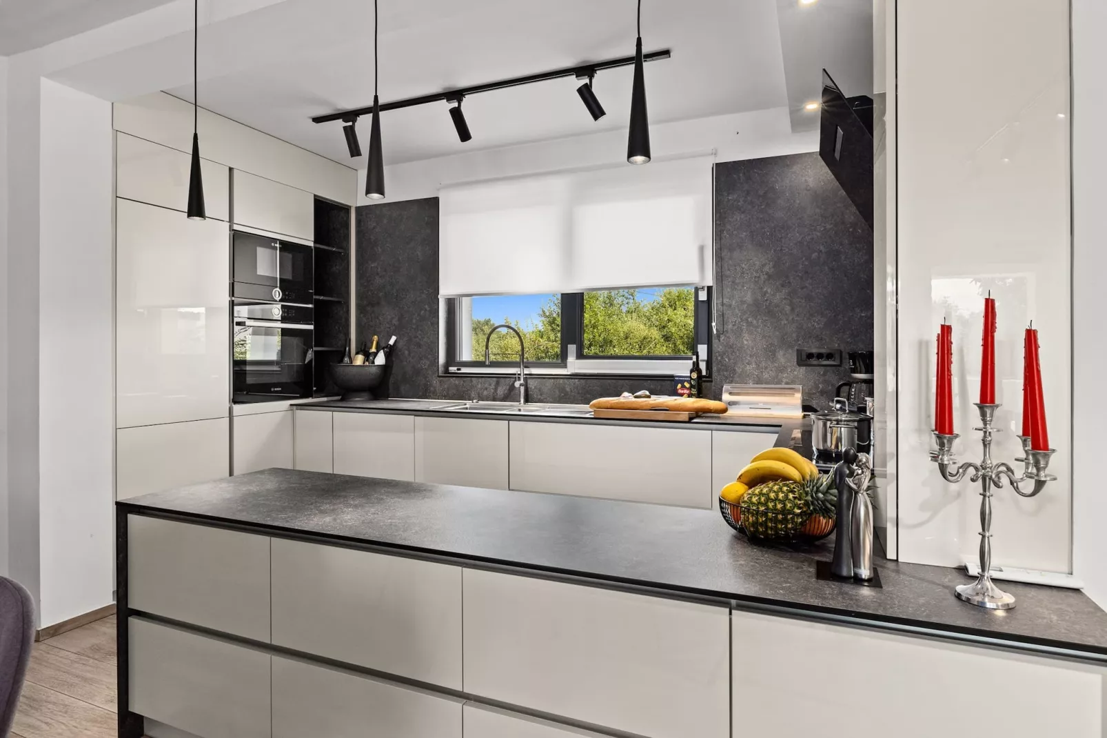Villa Speranza with Private Illuminated Pool-Kitchen