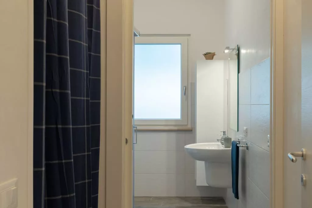 384725-Nicht getaggt