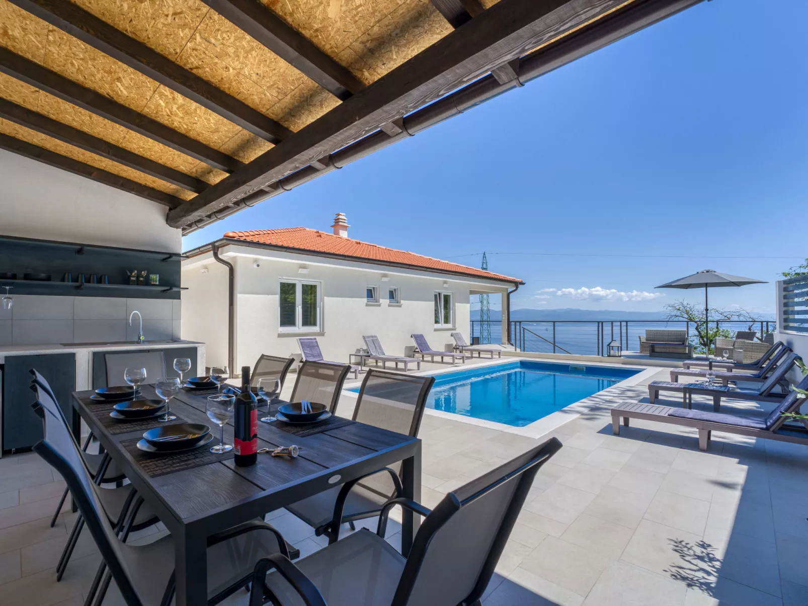 Villa Aria-Outside