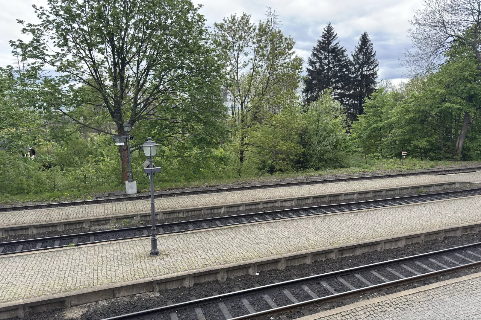 Apartment im alten Bahnhof-View summer