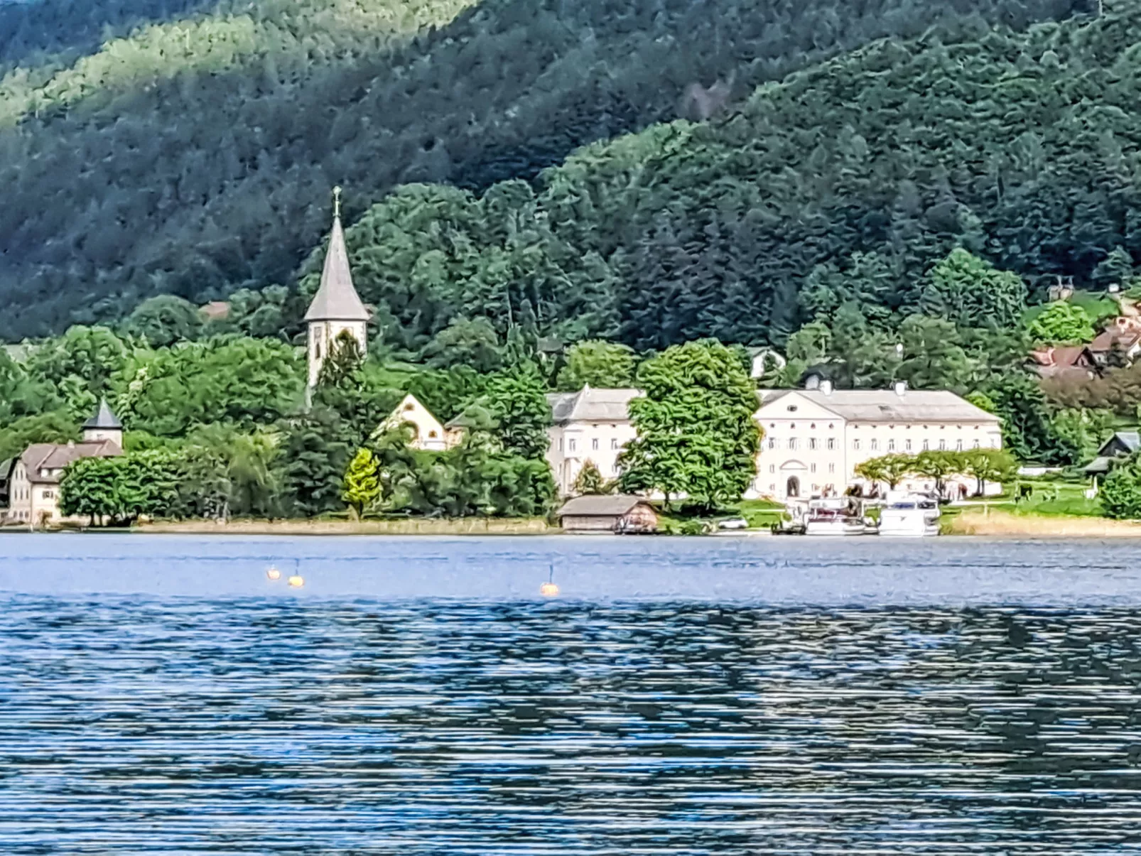 Seezugang & Ski Ossiacher See-Draußen