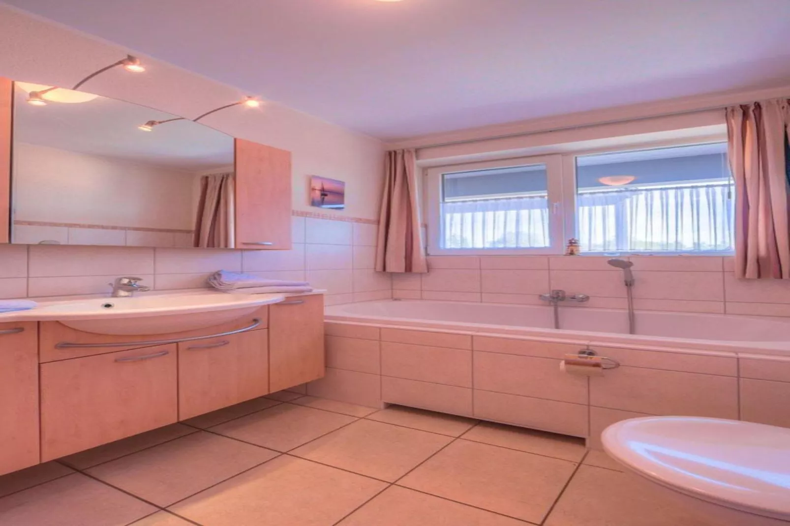 Mitteldeck 413-Bathroom