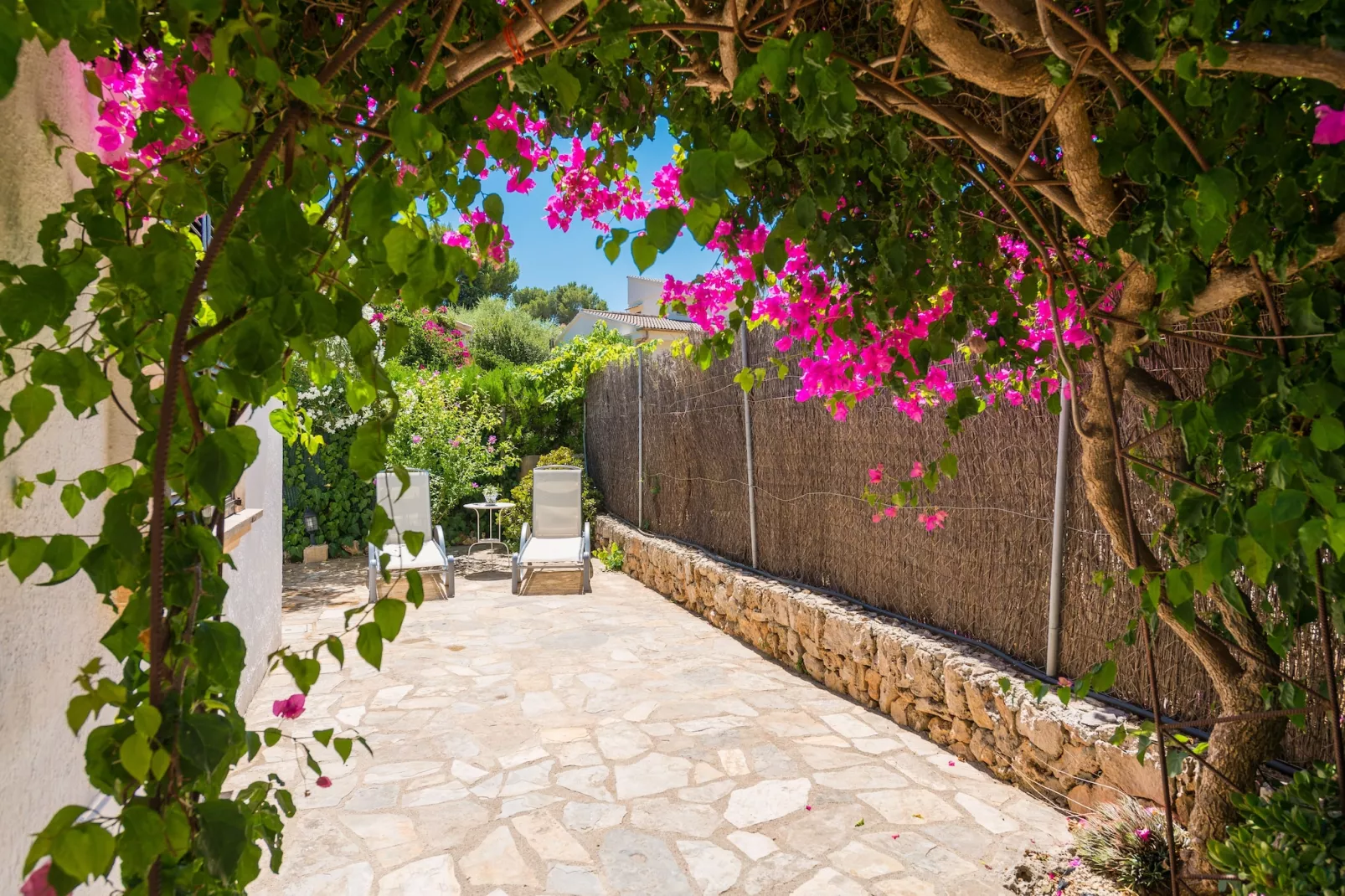 Can Caimari-Gardens summer