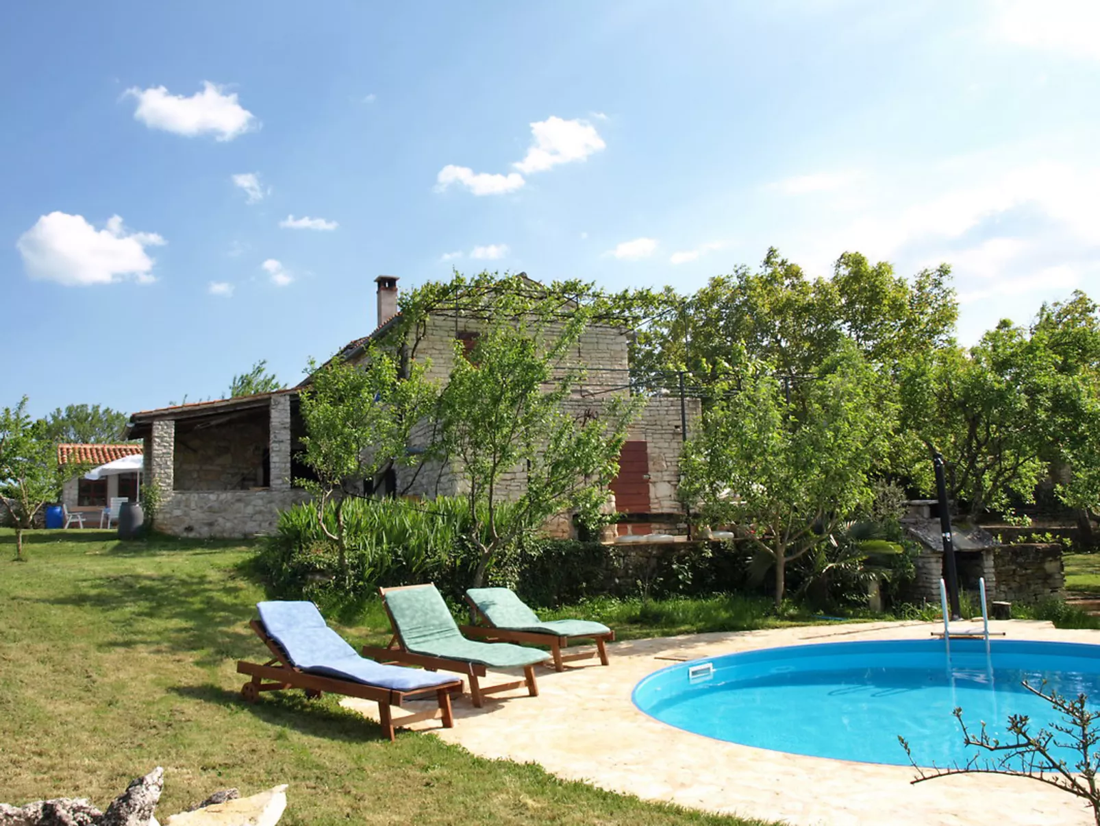 Village Family House Ranka-Dehors