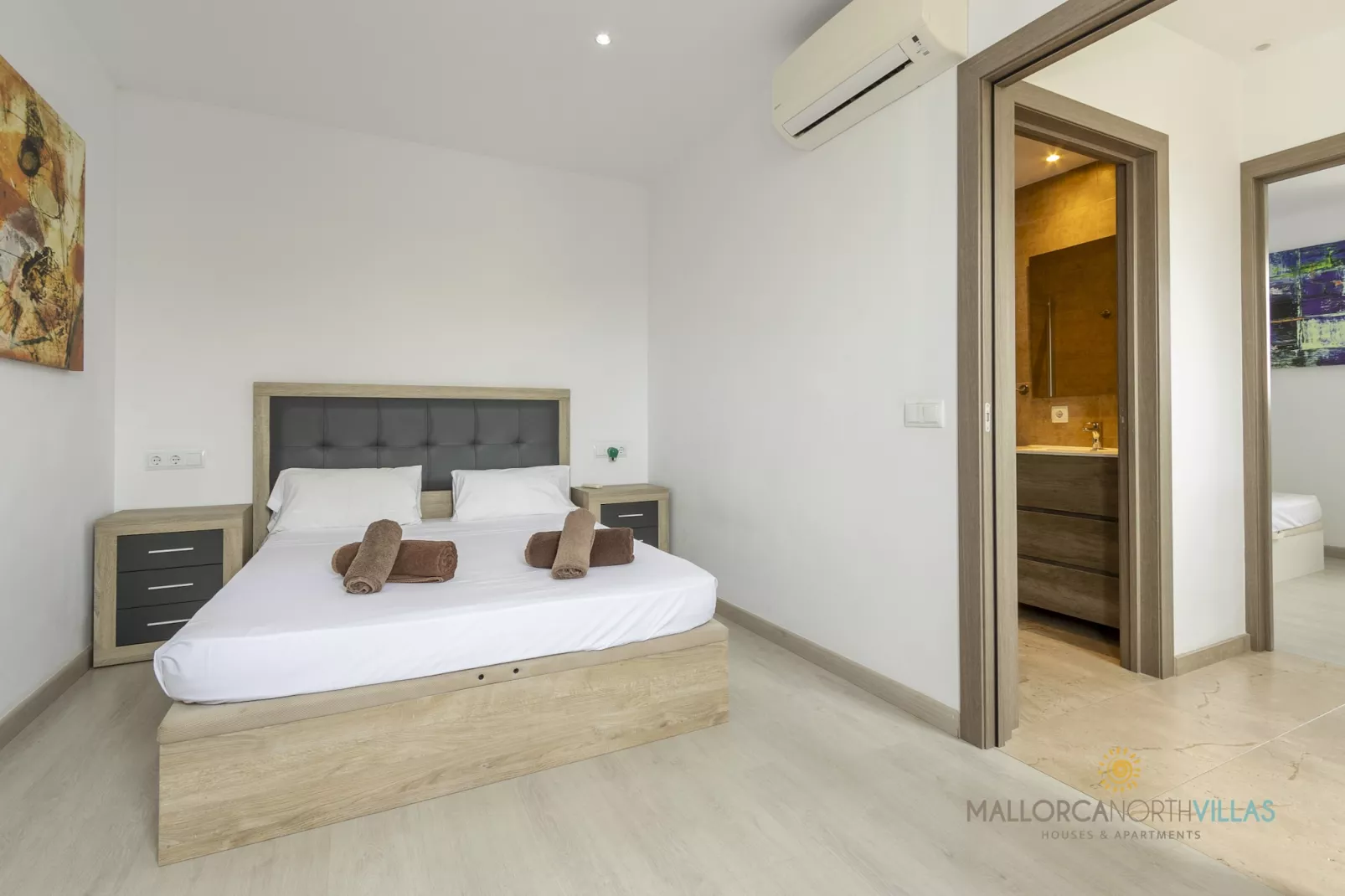 VILLA IOLA IDEAL PARA FAMILIAS A 150M DE LA PLAYA-Bedroom