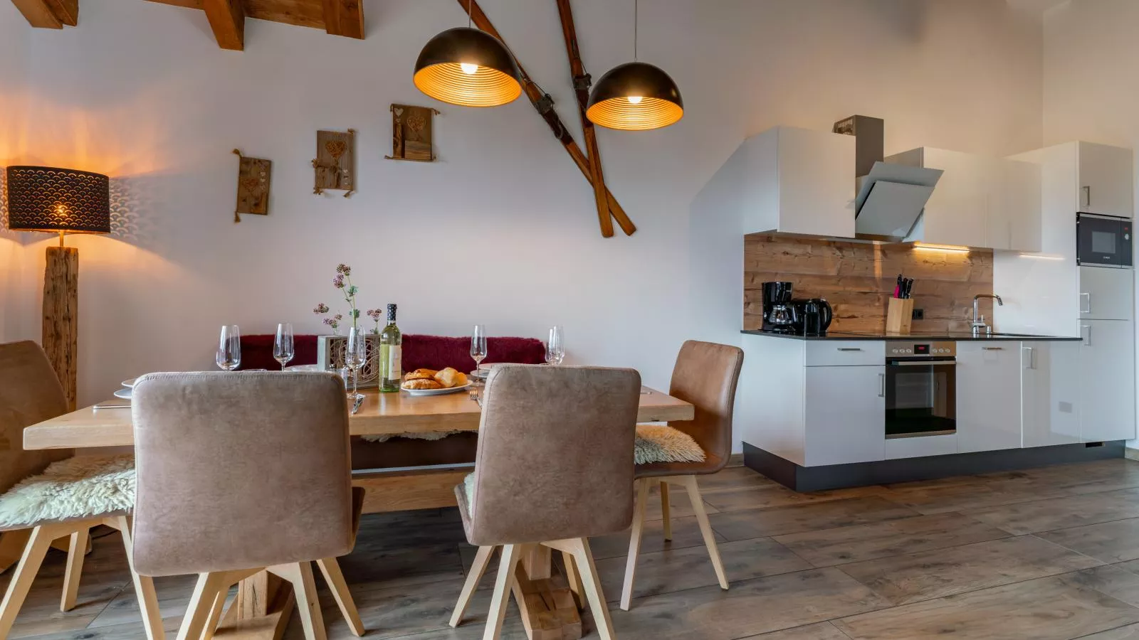 Tauern Suites Mitterwirt TOP 321-Esszimmer