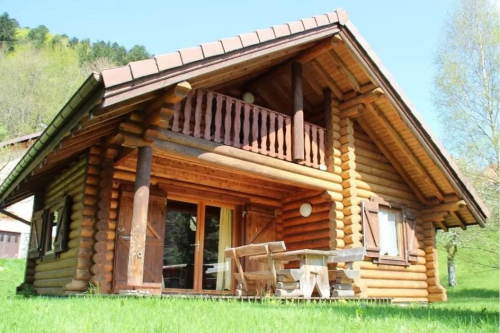 L'OURS NOIR Chalet en rondins-Außenbereich