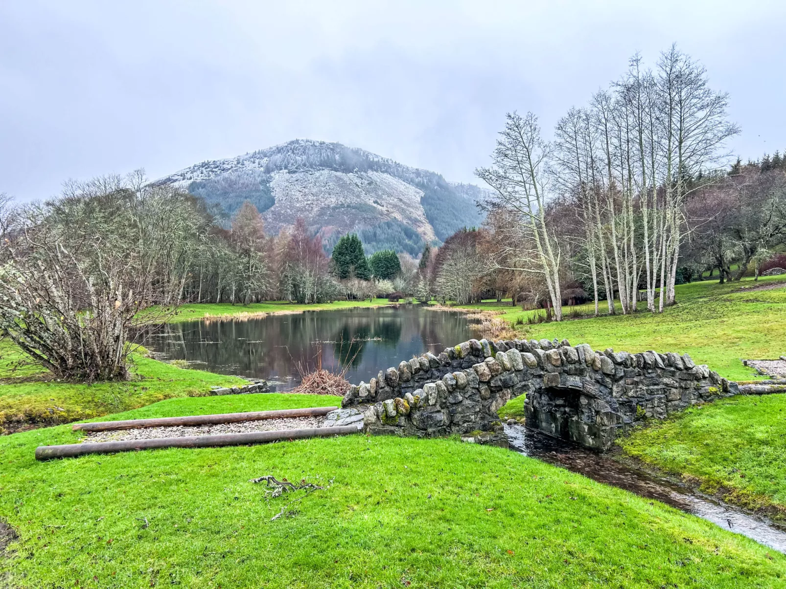 The Romantic Bothy-Outside