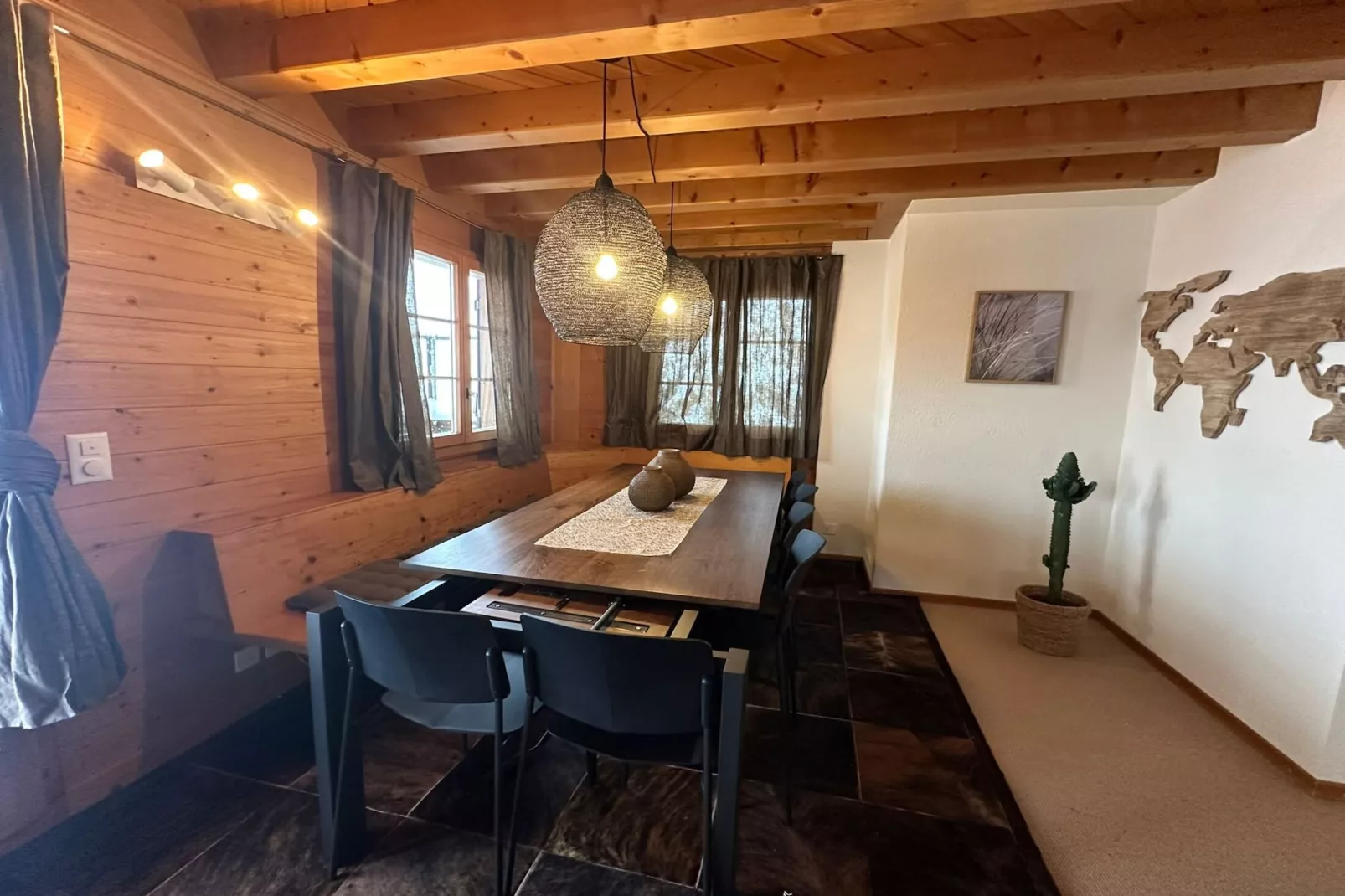 Chalet Bliss Spacious Six Bedrooms And Breathtaking Views-Living room