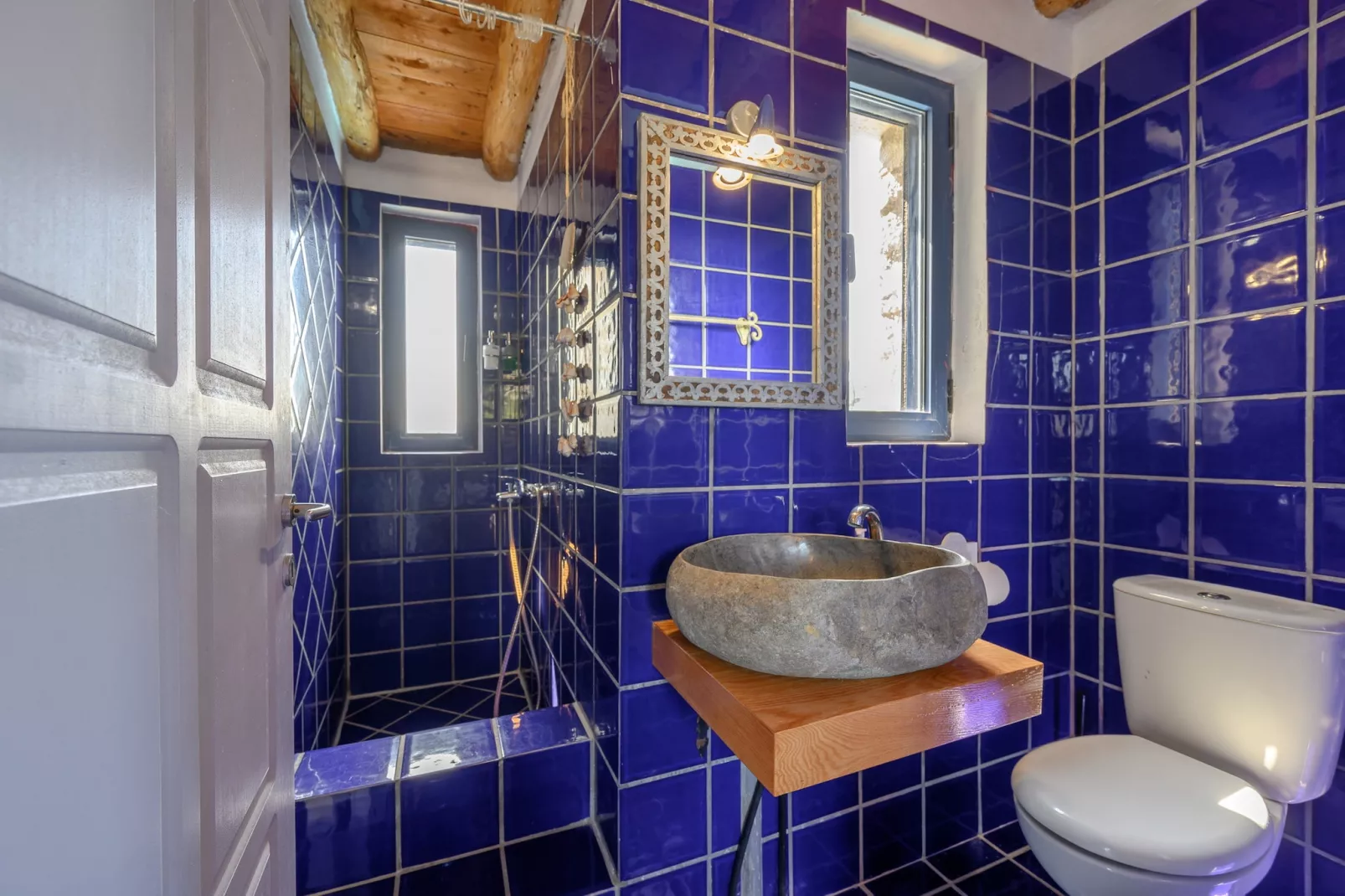 Petritis-Bathroom