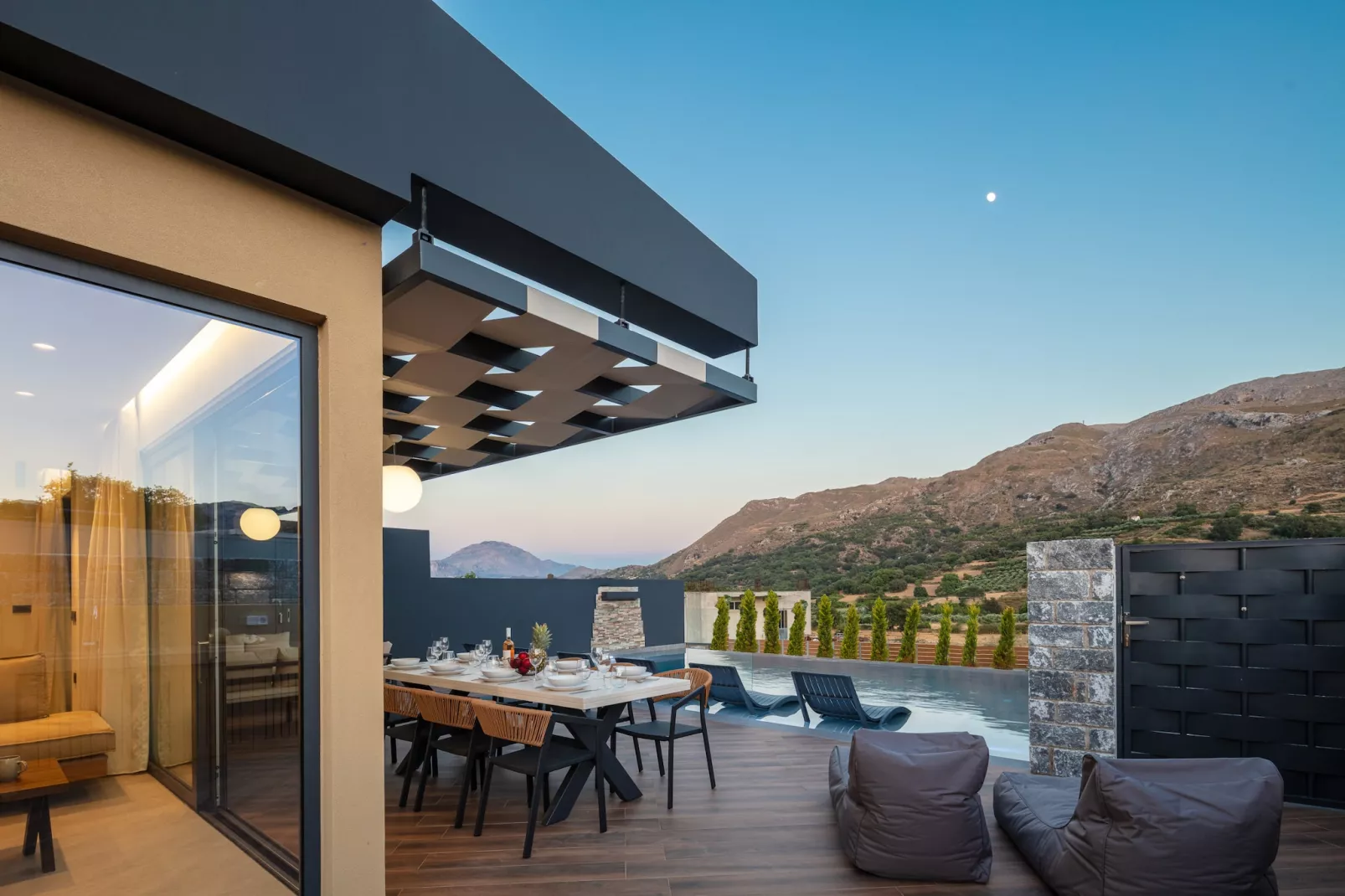 Bella Vista-Outdoor