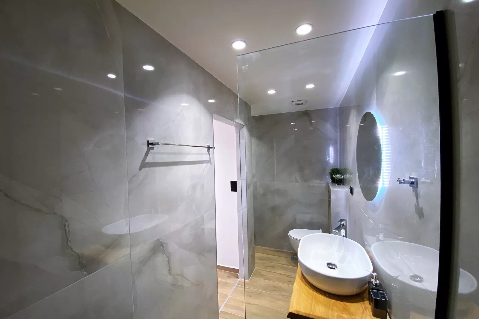 Ionias Seaside-Bathroom