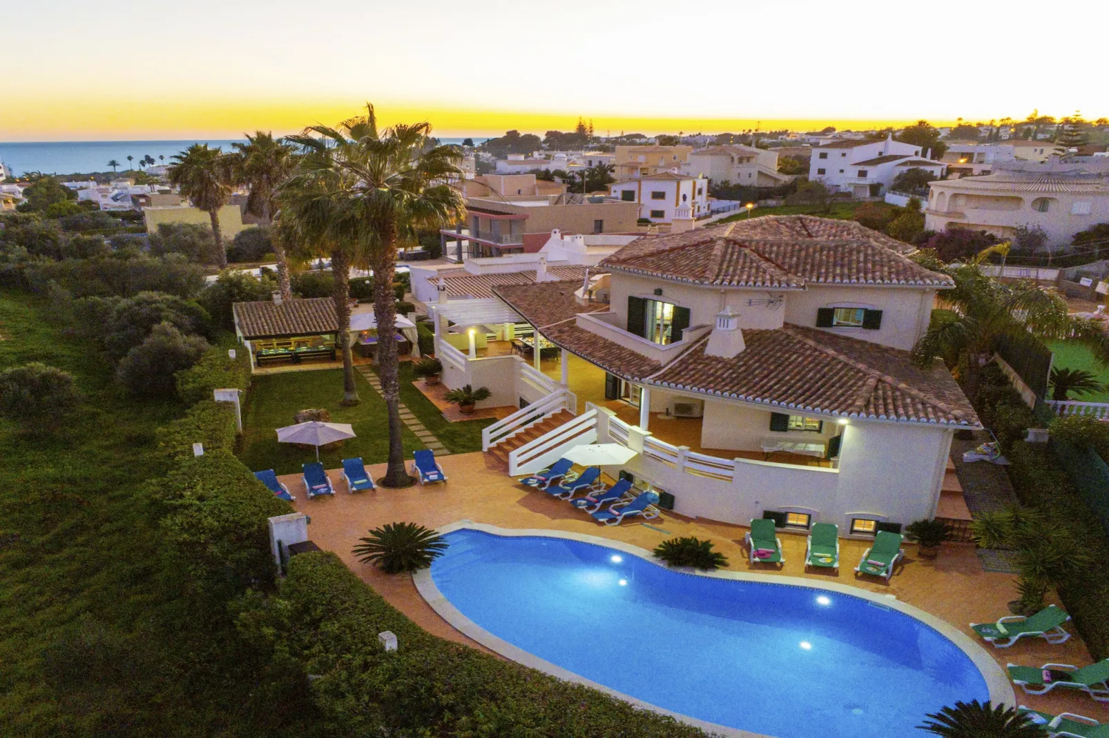 Villa Oliveira-Zones d'été à 1 km
