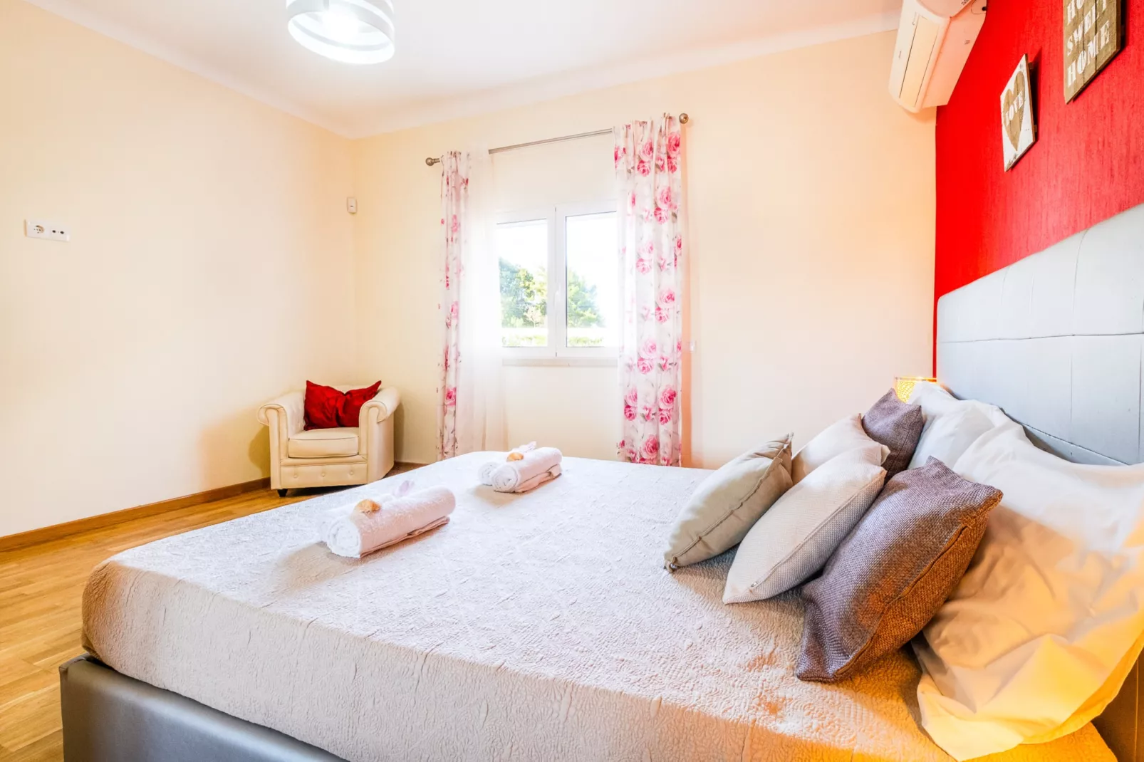 Villa Golden Bay-Schlafzimmer