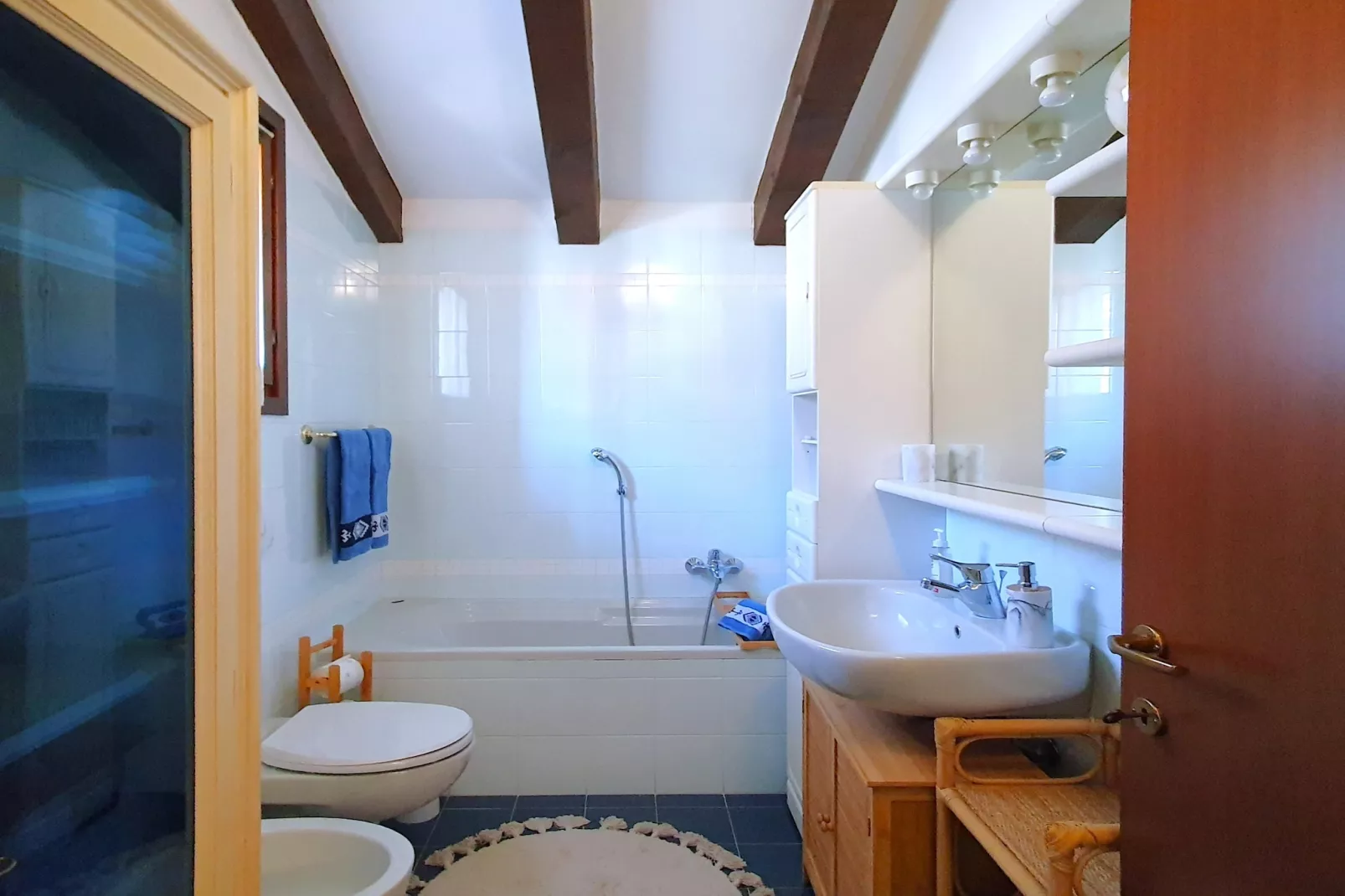 LUN - Casa Luna-Bathroom