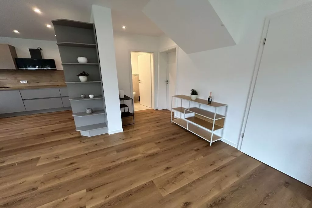 493676-Nicht getaggt