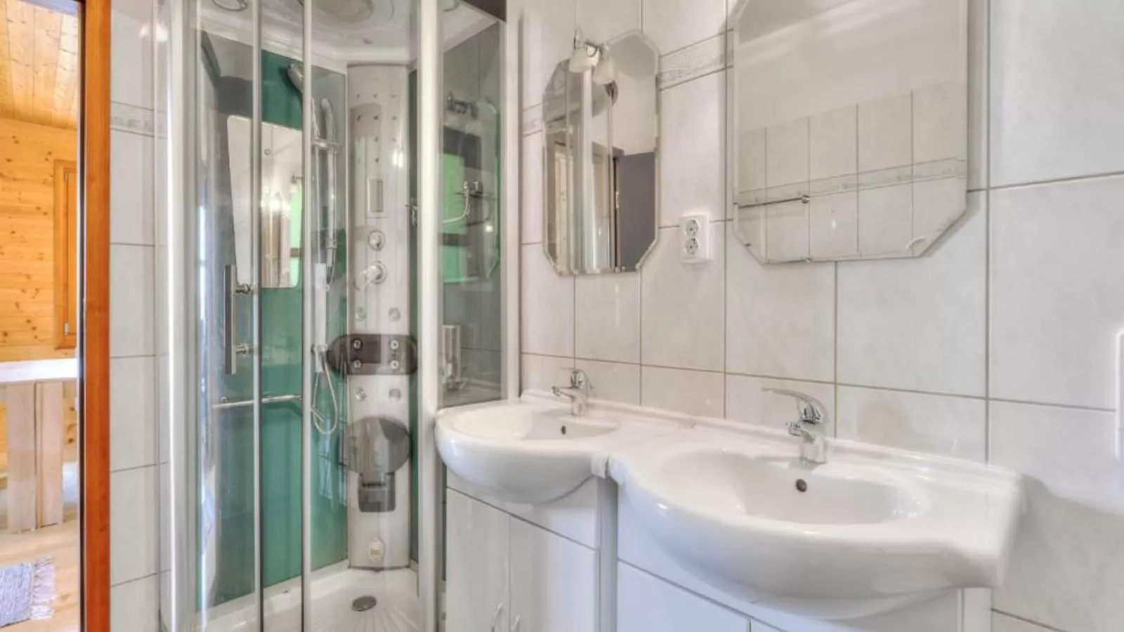 Sternenchalet-Badezimmer