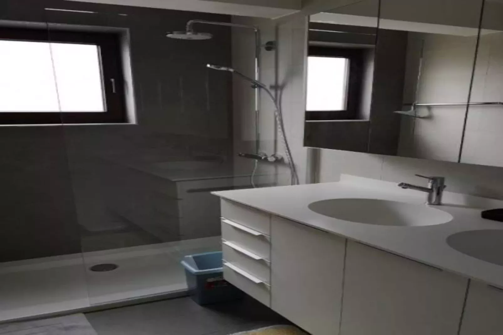 ZANDBK3 0502/ 5C-Bathroom