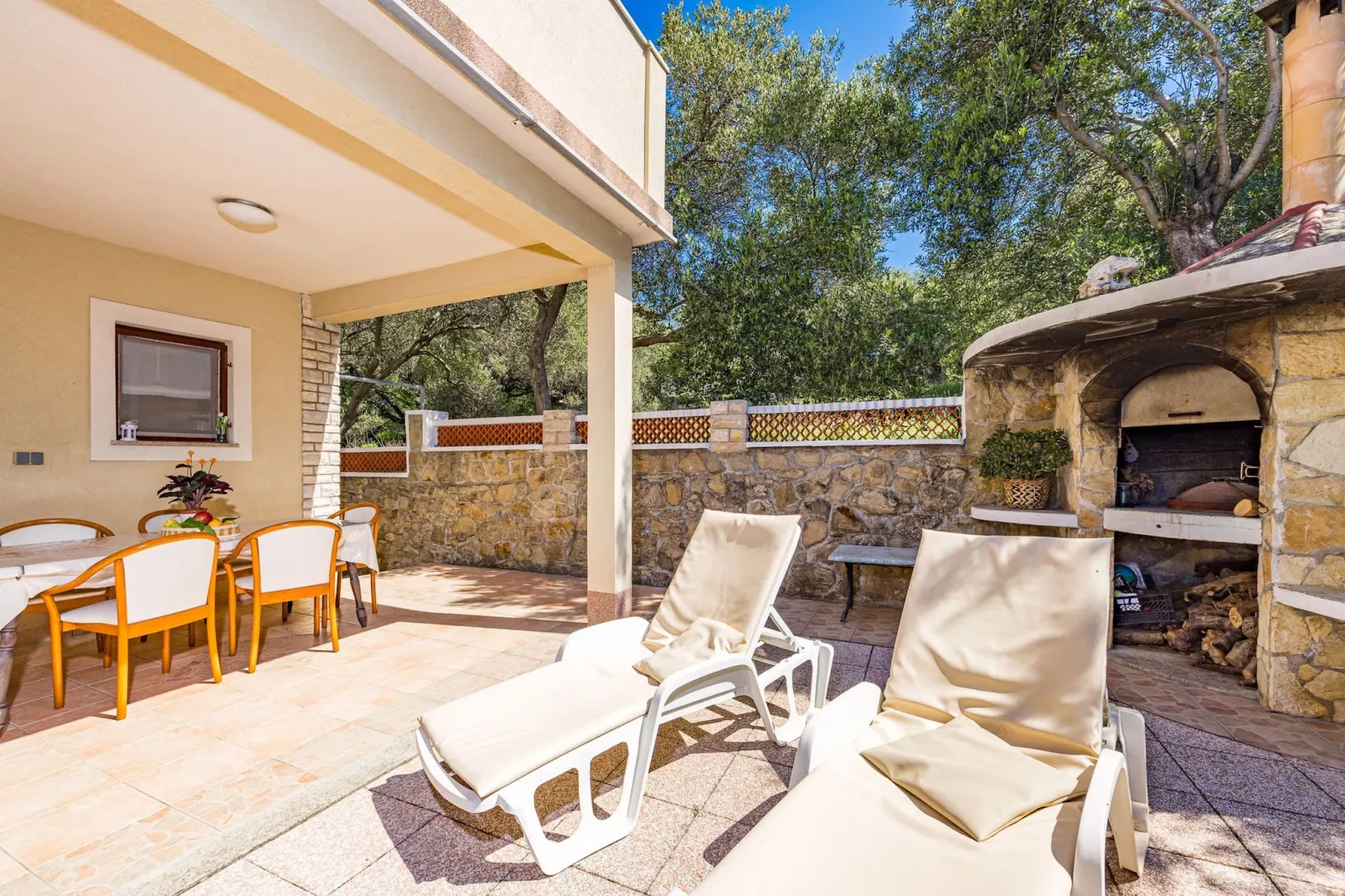 Anamar - Three Bedroom Apartment-Terrace
