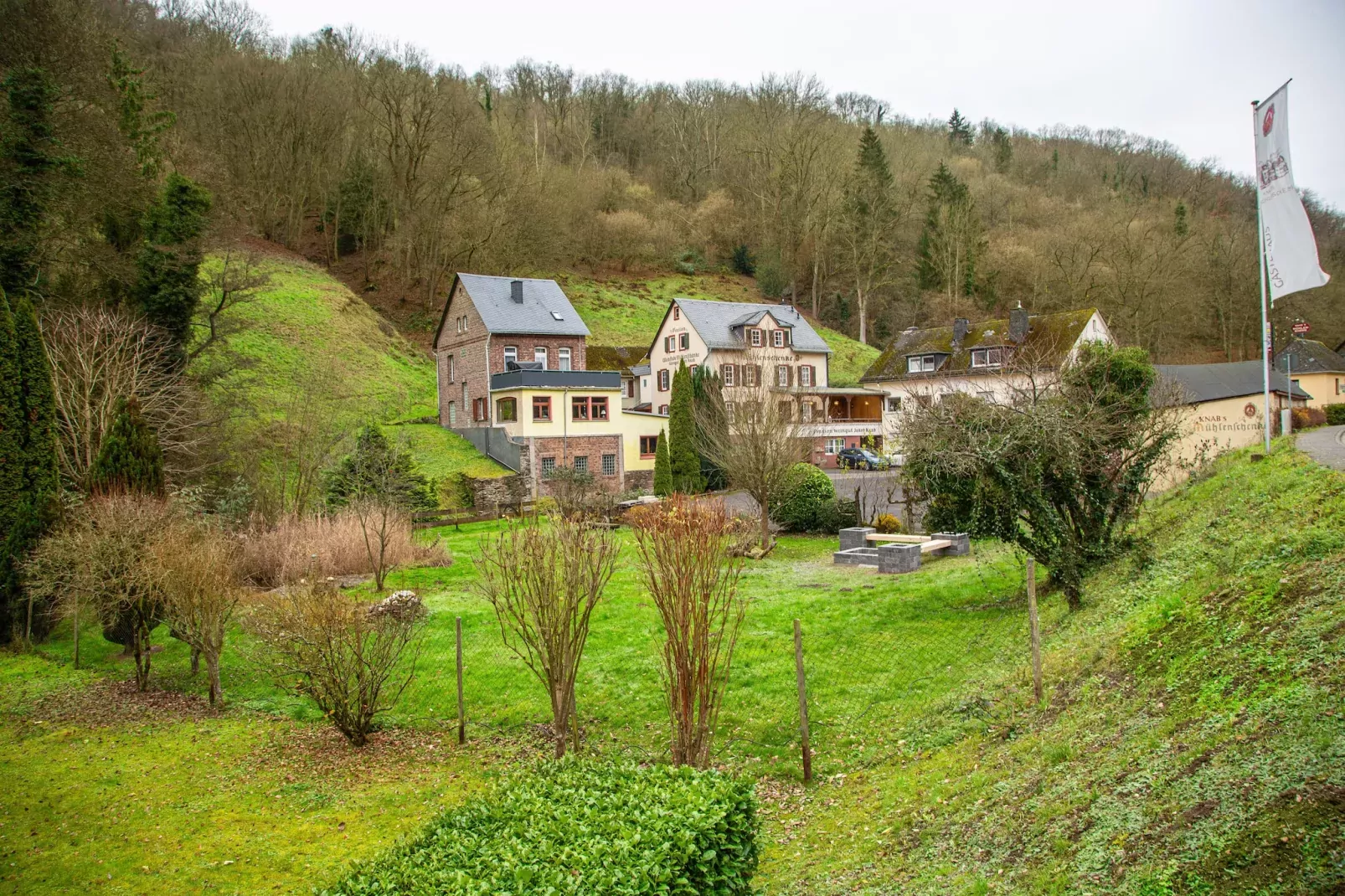 Weingut Mühlenschenke mit Weinkeller-Extérieur été