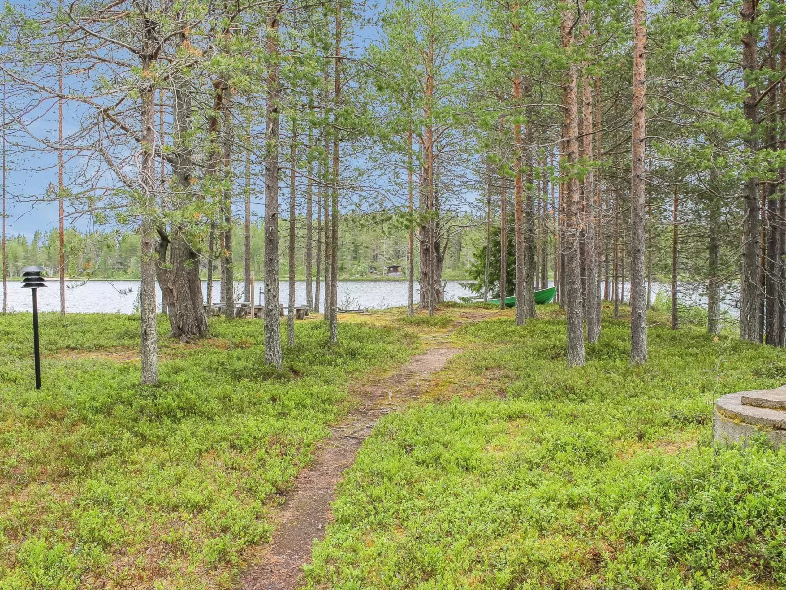 Syväniemi-Outside