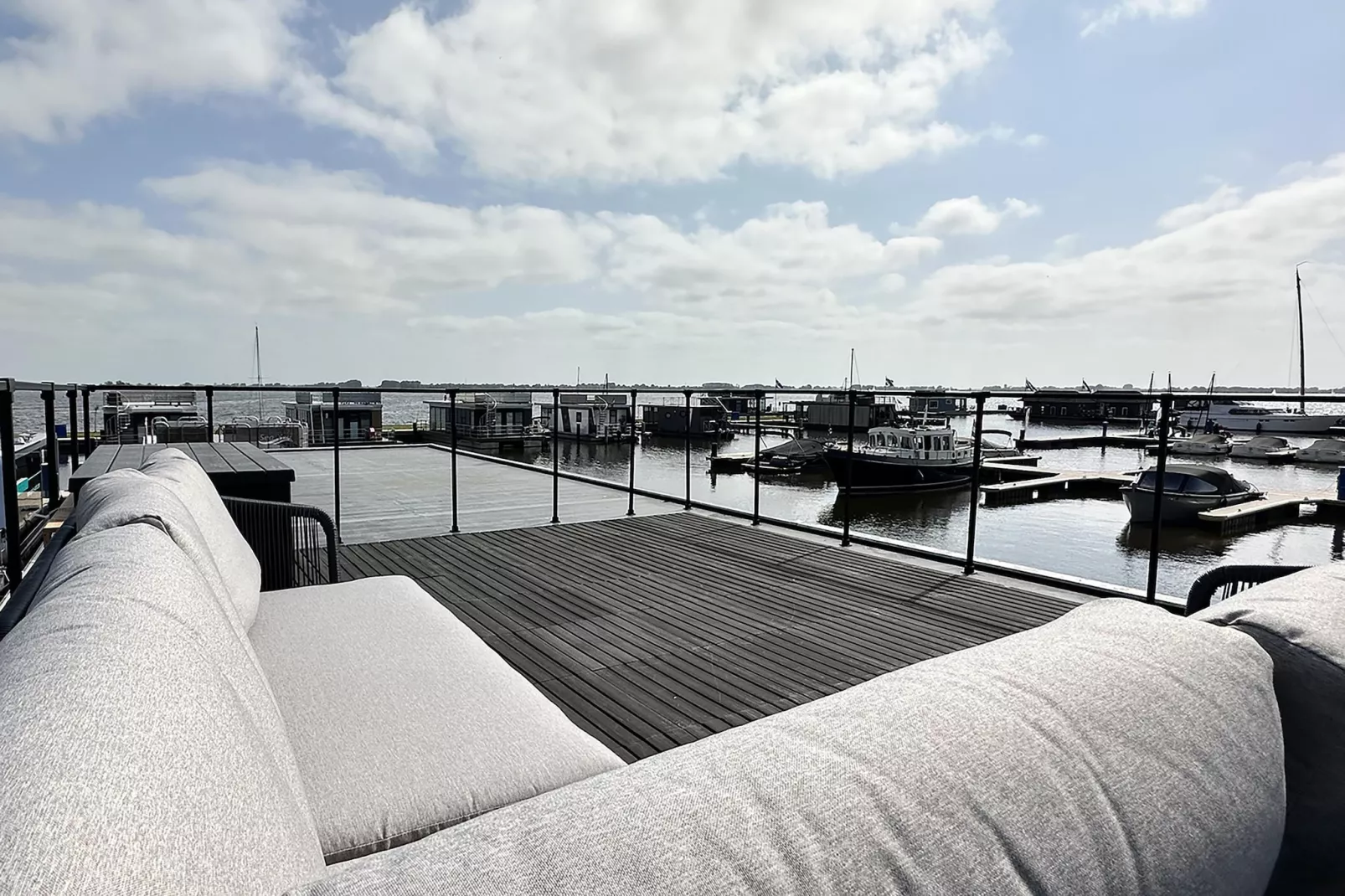 RiggelBrug Sneekermeer-Aussicht Sommer